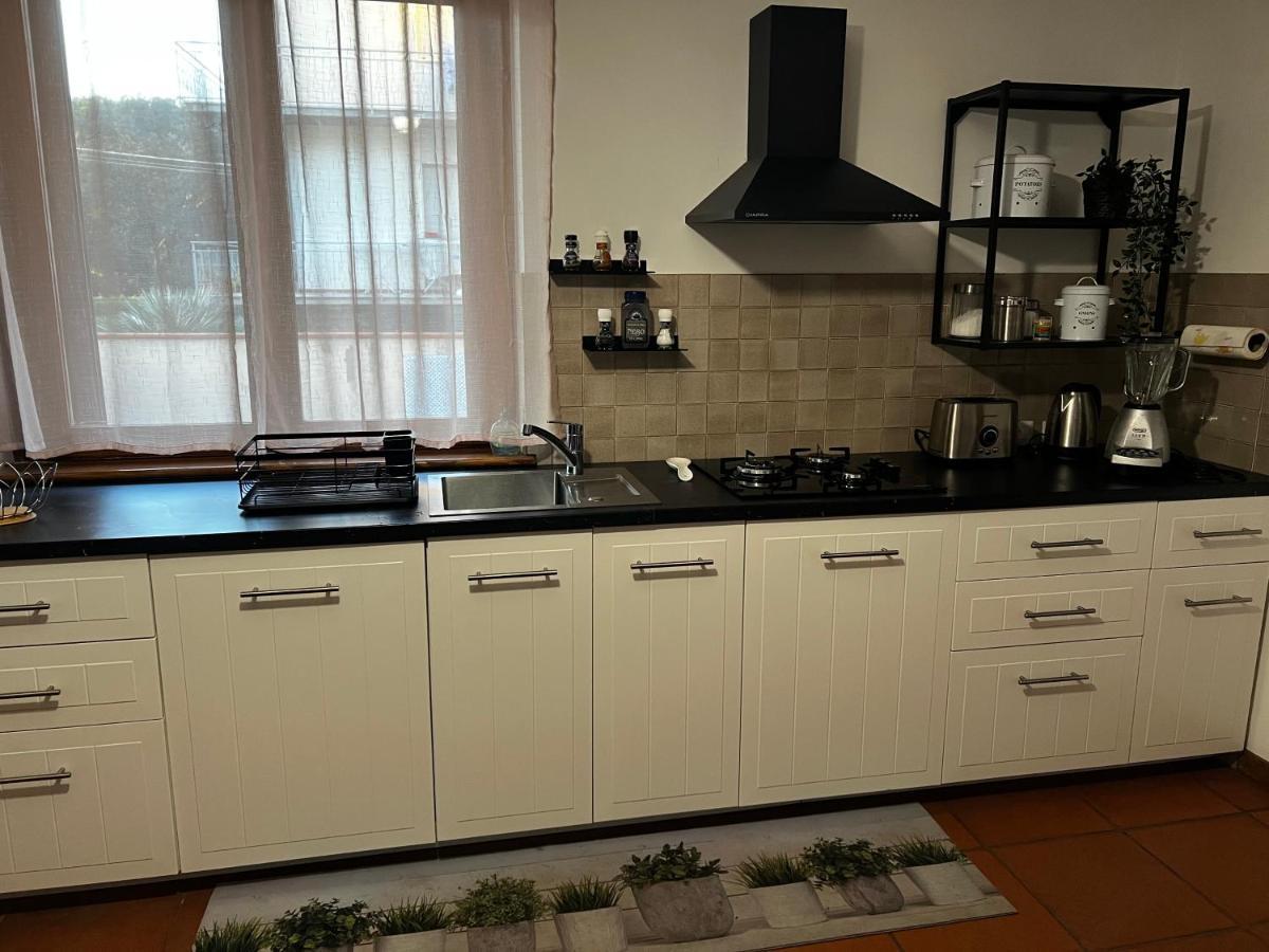 Villa Gabry E Villa Fiorita กาไมโยเร ภายนอก รูปภาพ
